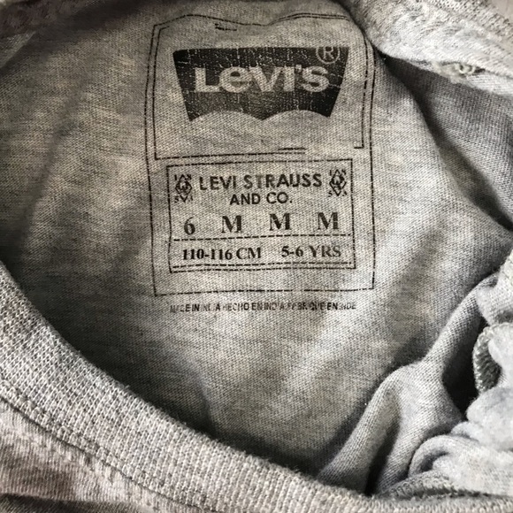 Levi’s Strauss Tee Shirt, Size 5-6 yrs - Picture 4 of 7